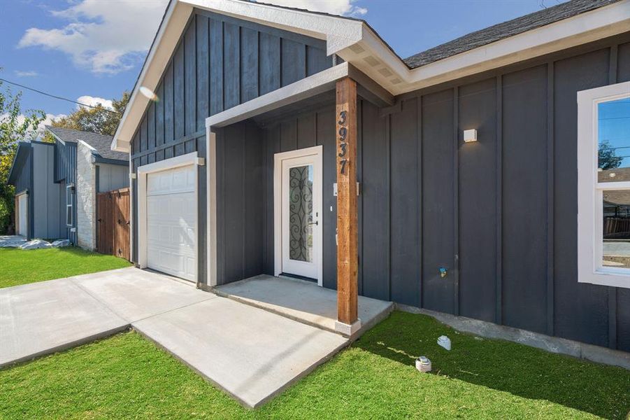 Exterior details and patio area of a home in , Dallas (Image 19). Exterior details and patio area of a home in , Dallas (Image 19).