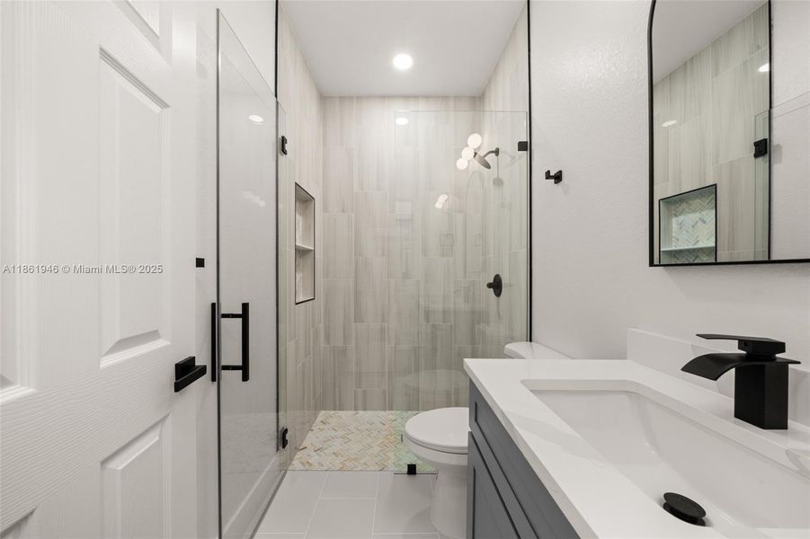 Furnished interior view inside a new home in , Sebring (Image 11).