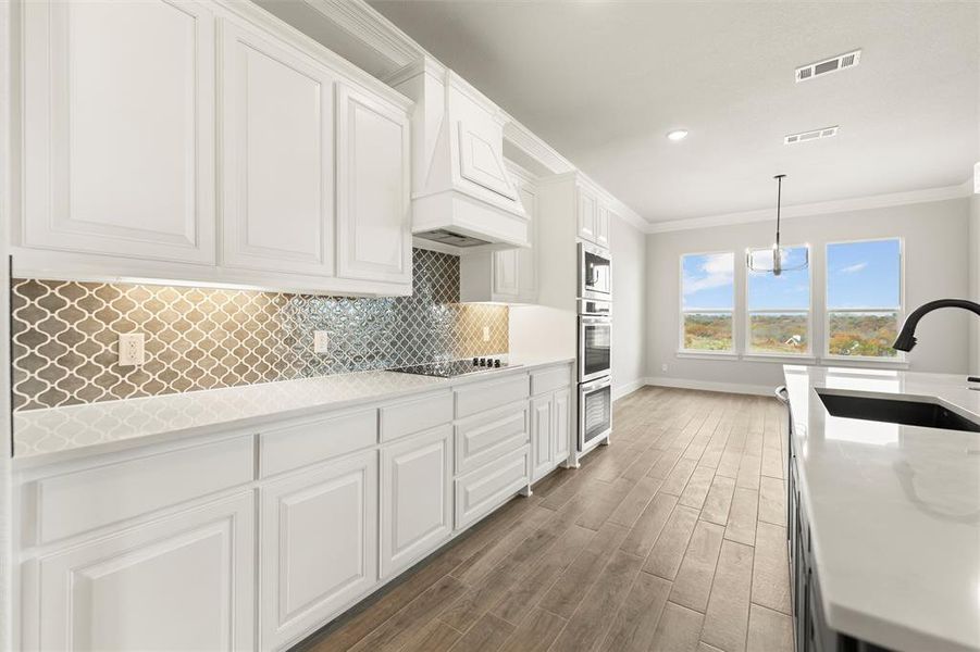 Furnished interior view inside a new home in Eagle Ridge Estates, Weatherford (Image 15).