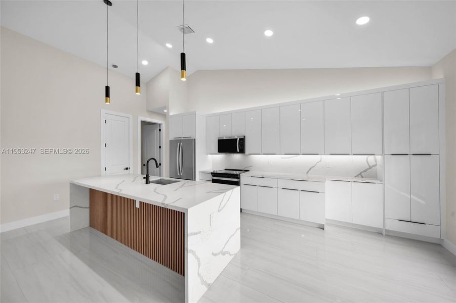 Furnished interior view inside a new home in , Cape Coral (Image 9).