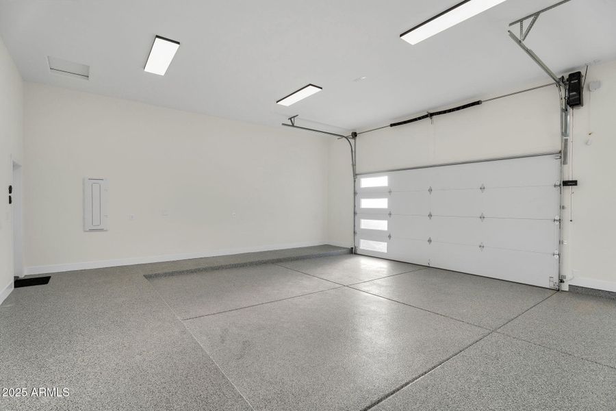 59-web-or-mls-19875 E SIlver Creek Ln-57