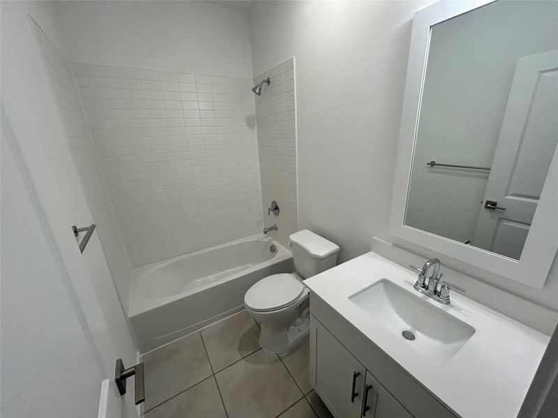 Furnished interior view inside a new home in Aspire at Ashland, Angleton (Image 4).