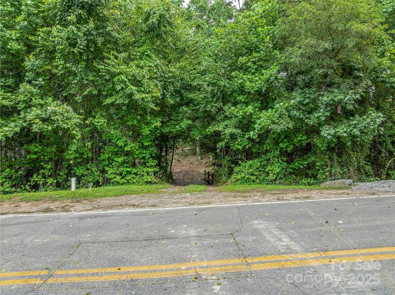 Natural landscape and outdoor views near  in Arden (Image 22).