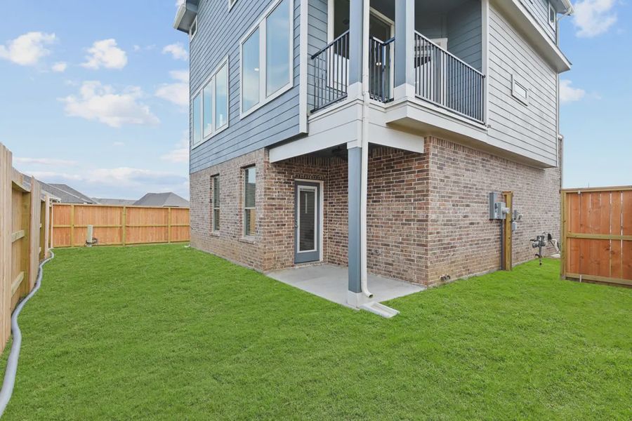 Representative exterior details of a home built from the Fairview by Chesmar Homes in Sienna Courtyard, Missouri City (Image 4).