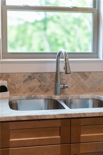 Close-up of interior finishes inside a home in , Jasper (Image 21).