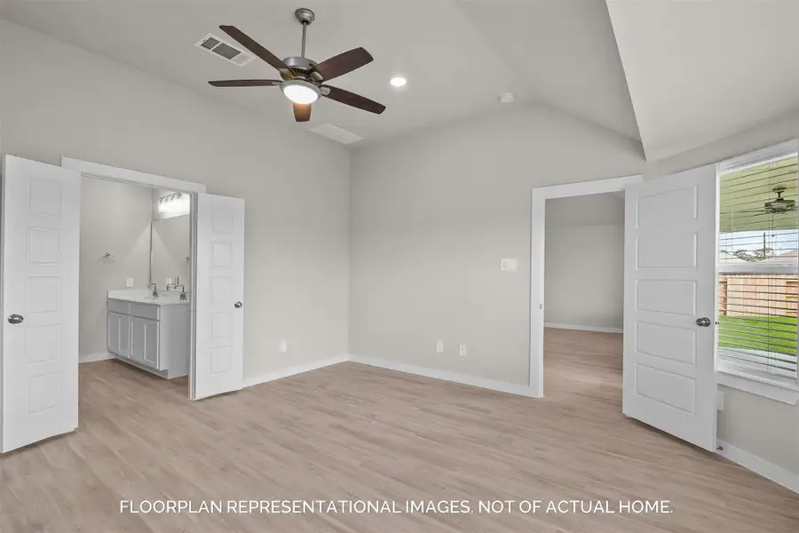 Spacious, unfurnished interior of a new home in Magnolia Ridge, Magnolia (Image 11).
