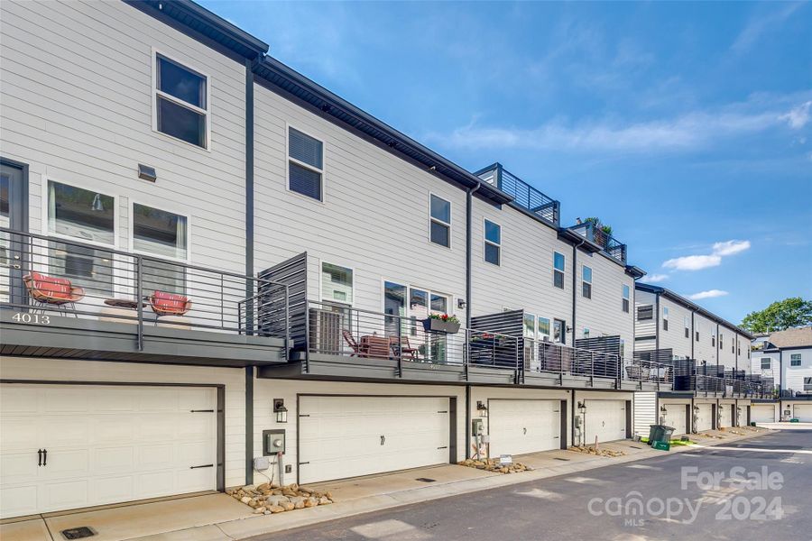 Back view of townhome