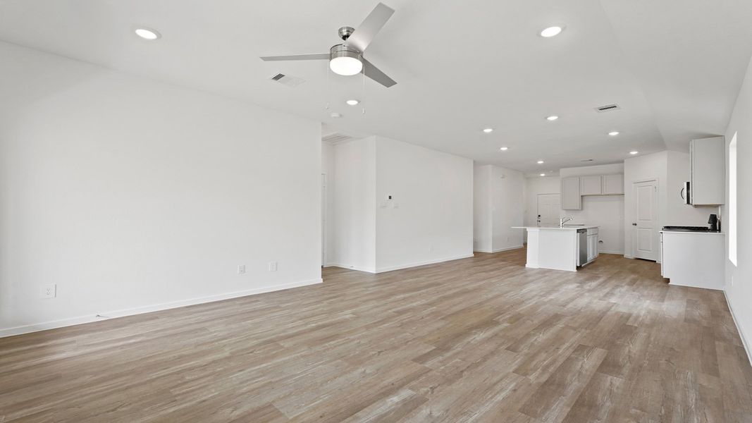 Representative unfurnished interior of a home built from the Dalton by D.R. Horton in Cypress Green, Hockley (Image 21). Representative unfurnished interior of a home built from the Dalton by D.R. Horton in Cypress Green, Hockley (Image 21).