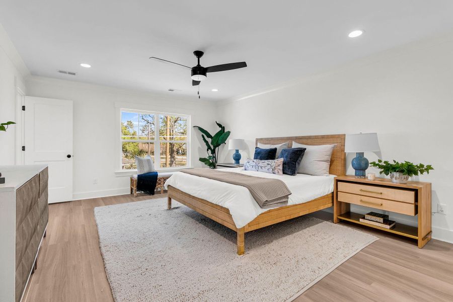 Furnished interior view inside a new home in , Charleston (Image 38).