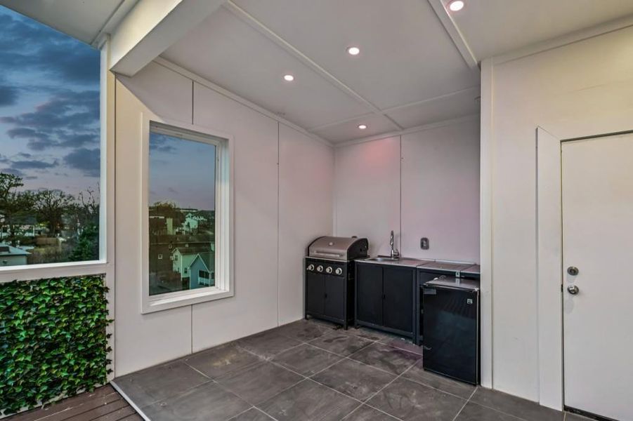 Exterior details and patio area of a home in , Atlanta (Image 30).