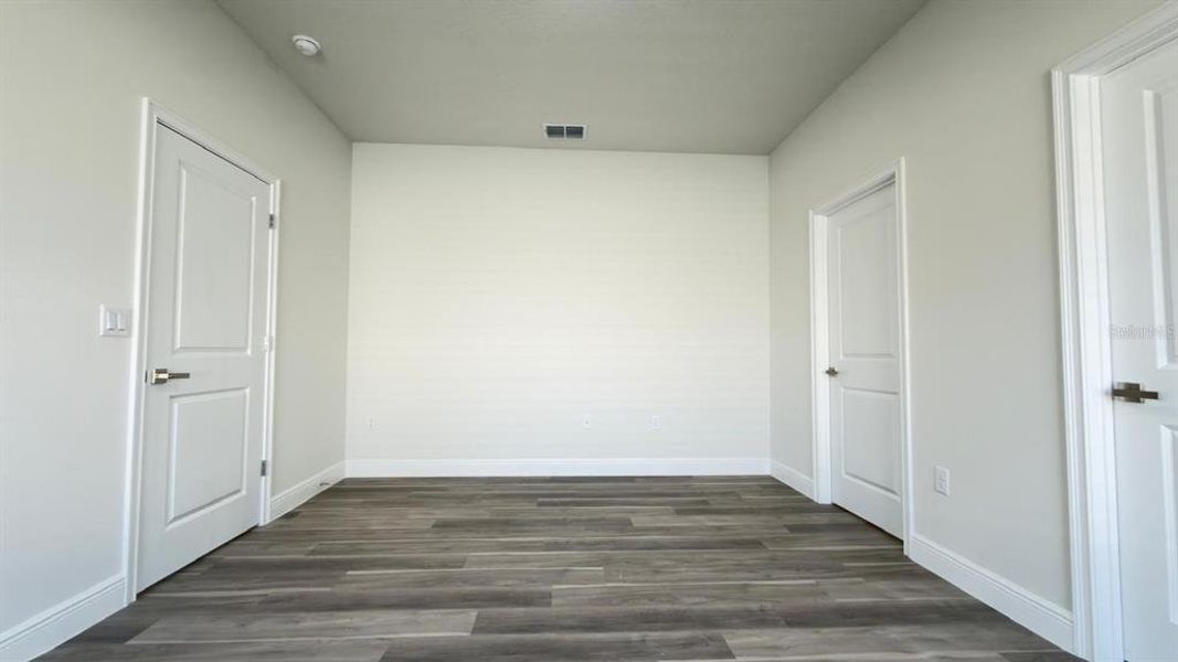 Spacious, unfurnished interior of a new home in , Ocala (Image 42).