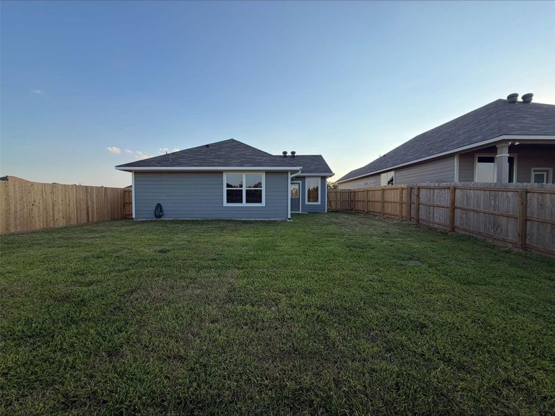 Exterior details and patio area of a home in Sterling Ridge, Huntsville (Image 3). Exterior details and patio area of a home in Sterling Ridge, Huntsville (Image 3).