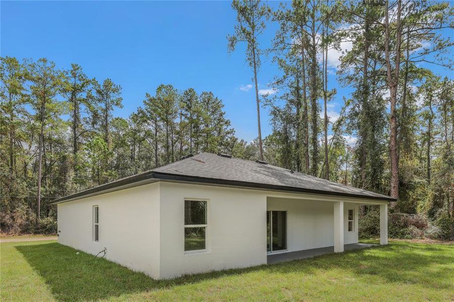 Exterior details and patio area of a home in , Ocala (Image 26). Exterior details and patio area of a home in , Ocala (Image 26).