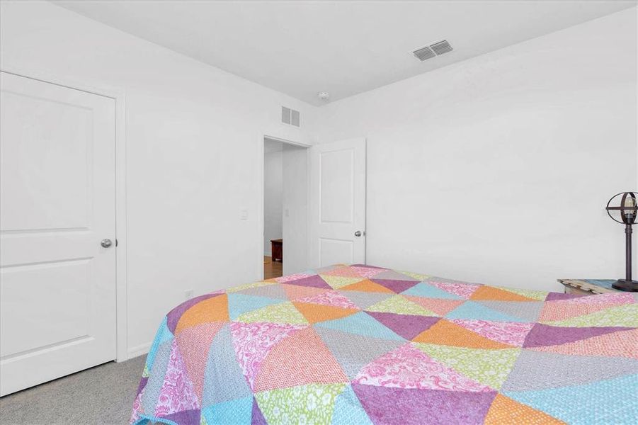 Image 27 of a home in .