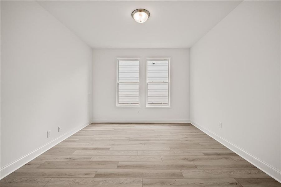 Spacious, unfurnished interior of a new home in Echols Farm, Hiram (Image 14).