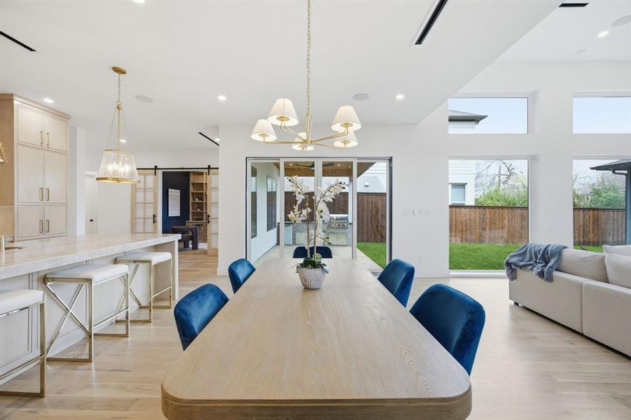 Furnished interior view inside a new home in , Dallas (Image 33).