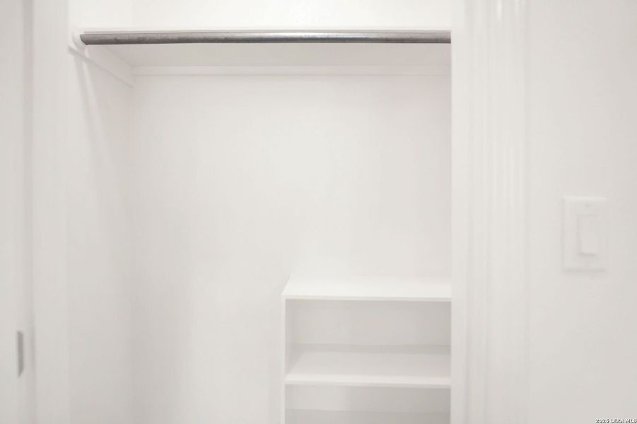 Close-up of interior finishes inside a home in , Hondo (Image 14).