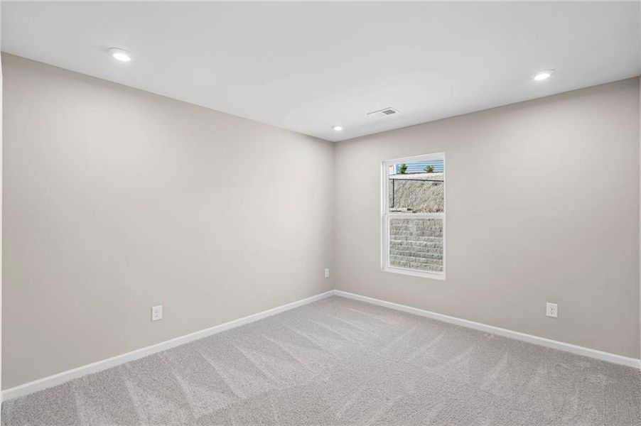 Spacious, unfurnished interior of a new home in Villas at Gold Creek, Dawsonville (Image 27).