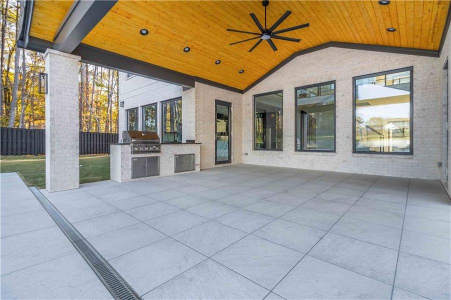 Exterior details and patio area of a home in , Lawrenceville (Image 26).
