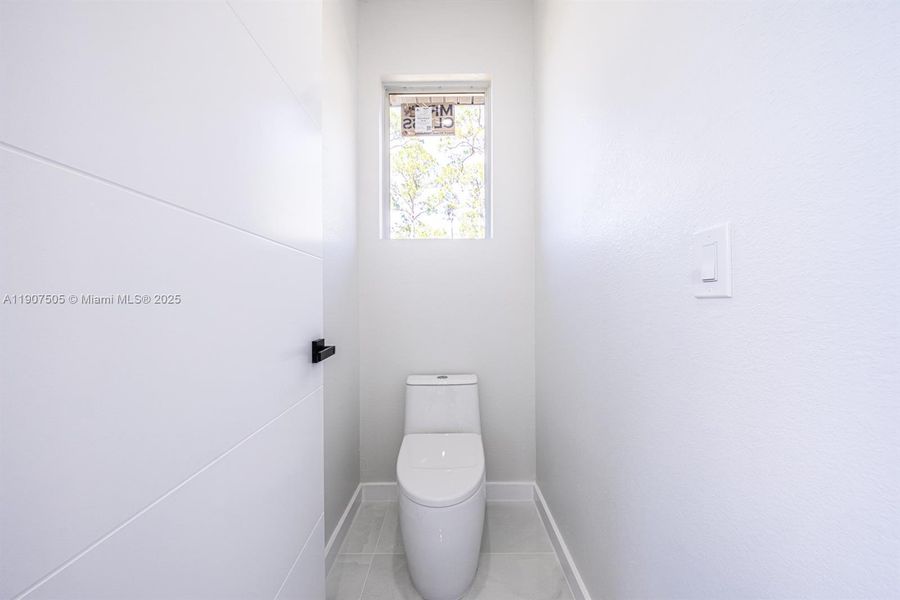 Furnished interior view inside a new home in , Lehigh Acres (Image 6).