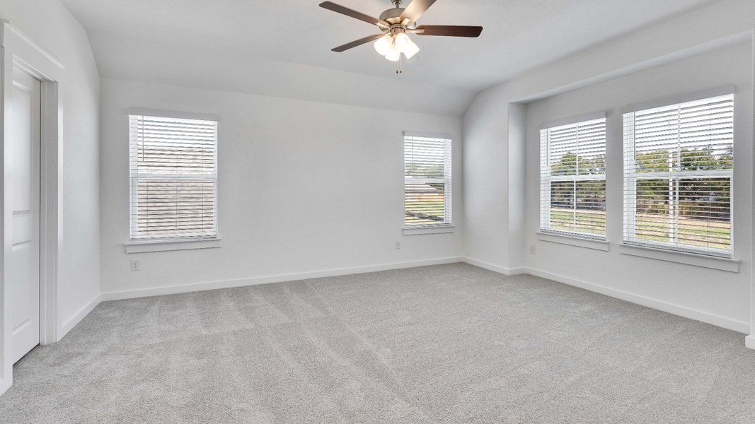 Furnished interior view inside a new home in Creeks Crossing, Elgin (Image 18).