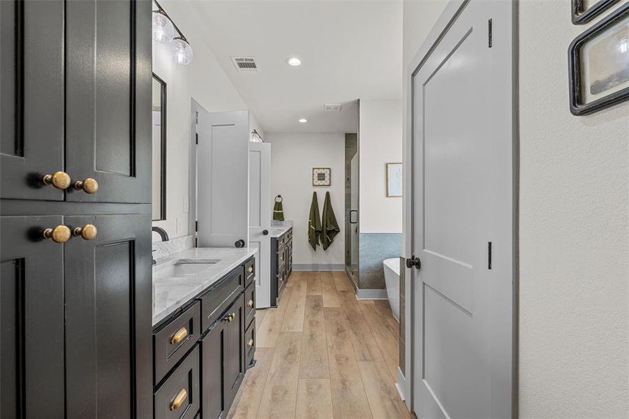 Furnished interior view inside a new home in , Moody (Image 18).