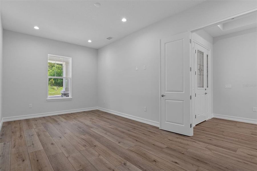 Spacious, unfurnished interior of a new home in Southern Hills Plantation, Brooksville (Image 43). Spacious, unfurnished interior of a new home in Southern Hills Plantation, Brooksville (Image 43).