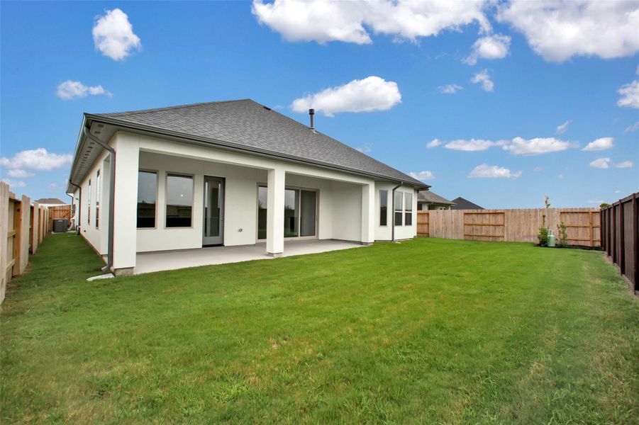 Image 44 of a home in Del Bello Lakes 60'. Image 44 of a home in Del Bello Lakes 60'.