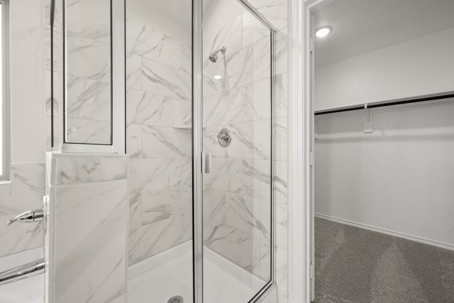 Front exterior of a new home in Myrtle Creek, Waxahachie, TX, highlighting curb appeal (Image 24).