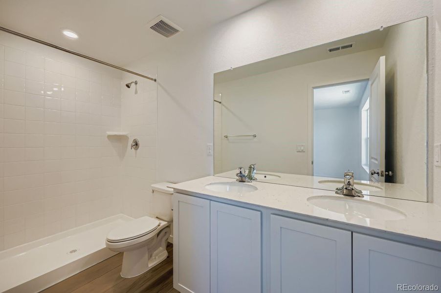 Furnished interior view inside a new home in Percheron: The Camden Collection, Colorado Springs (Image 5). Furnished interior view inside a new home in Percheron: The Camden Collection, Colorado Springs (Image 5).