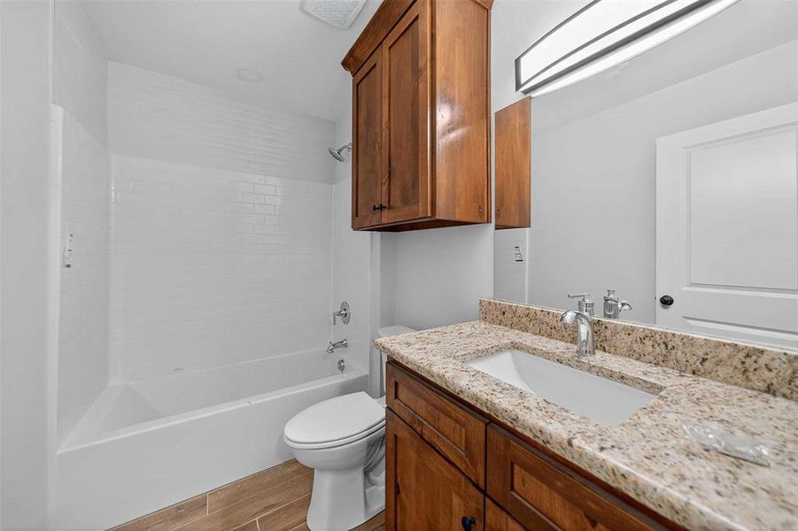 Furnished interior view inside a new home in , Tyler (Image 9).