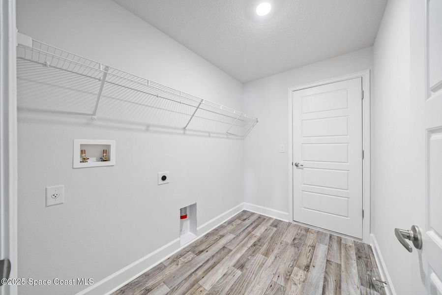 Spacious, unfurnished interior of a new home in Palm Bay, Palm Bay (Image 29).