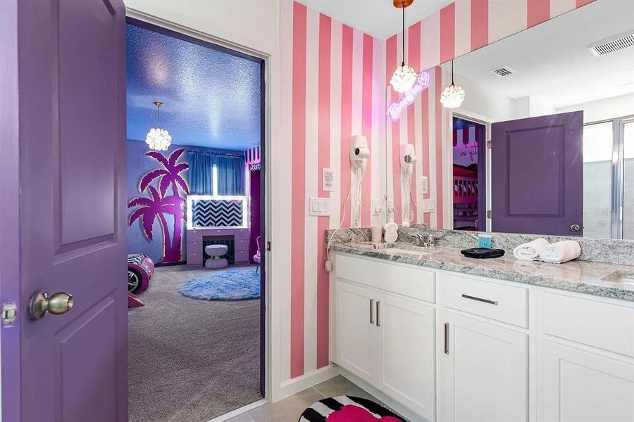 Furnished interior view inside a new home in , Kissimmee (Image 18).