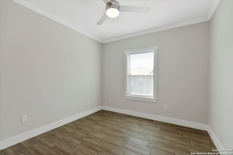 Spacious, unfurnished interior of a new home in , San Antonio (Image 16).