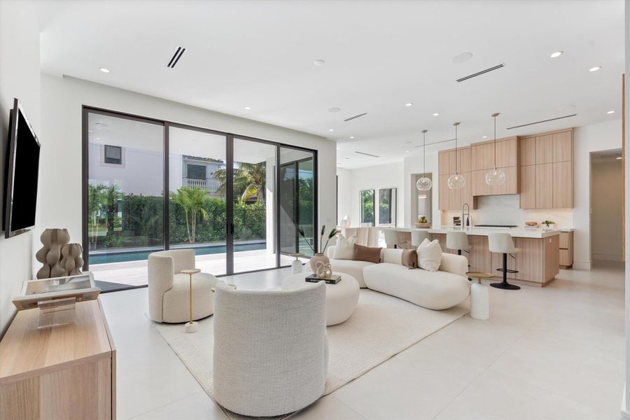 Image 52 of a home in .