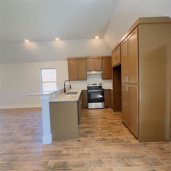 Furnished interior view inside a new home in , Dallas (Image 7).