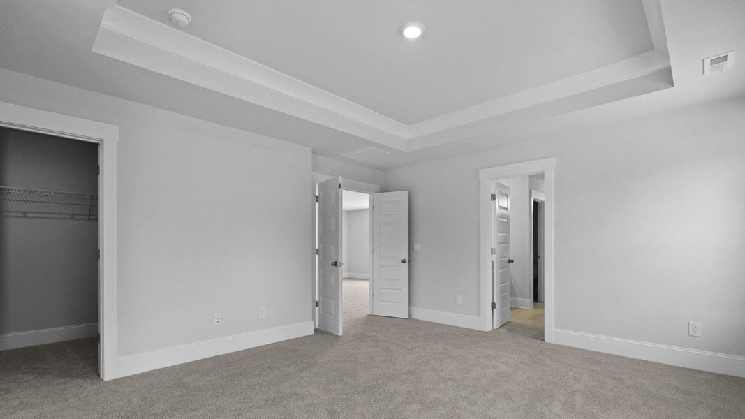Spacious, unfurnished interior of a new home in Sheep Island, Summerville (Image 15). Spacious, unfurnished interior of a new home in Sheep Island, Summerville (Image 15).