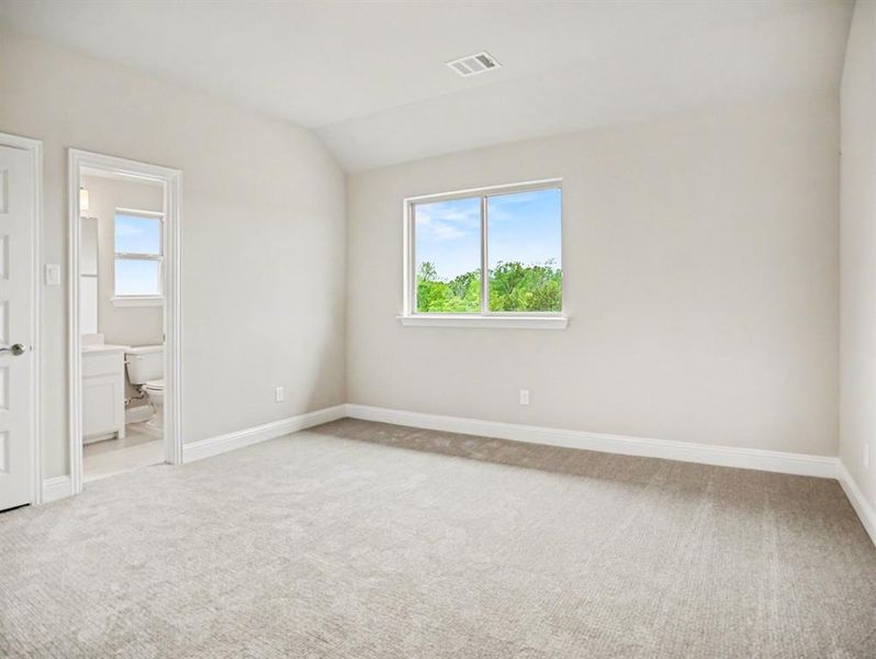 Spacious, unfurnished interior of a new home in Ten Mile Creek Estates, DeSoto (Image 24). Spacious, unfurnished interior of a new home in Ten Mile Creek Estates, DeSoto (Image 24).