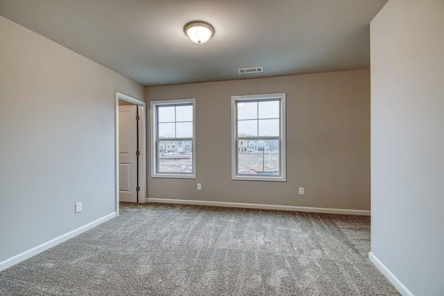 Spacious, unfurnished interior of a new home in Kentmere, Auburn (Image 14).