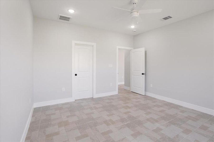 Spacious, unfurnished interior of a new home in , Sherman (Image 12). Spacious, unfurnished interior of a new home in , Sherman (Image 12).