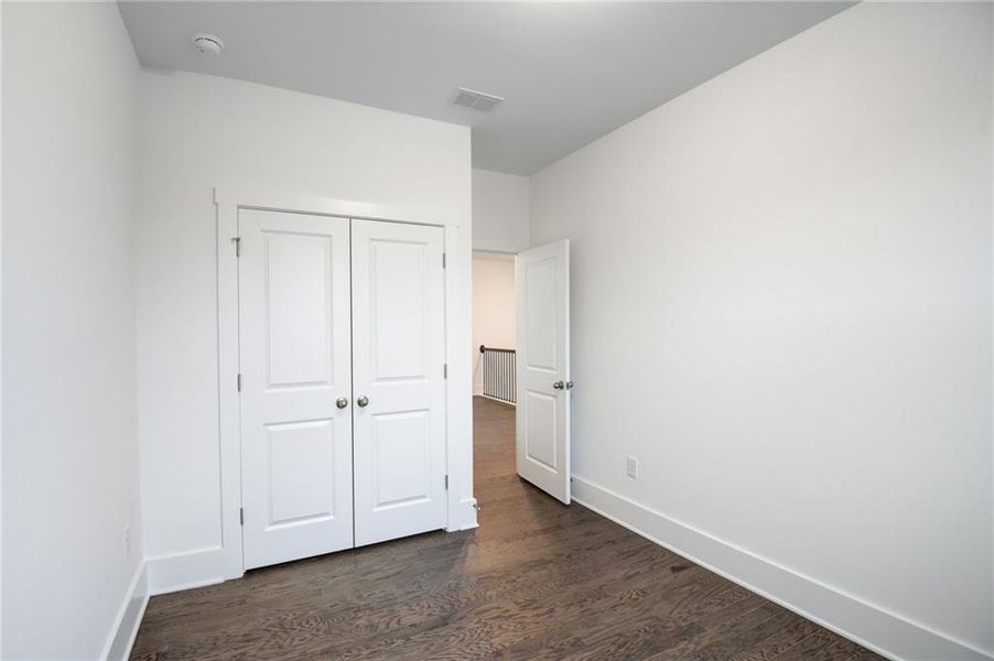 Spacious, unfurnished interior of a new home in Park Vue, Atlanta (Image 16). Spacious, unfurnished interior of a new home in Park Vue, Atlanta (Image 16).
