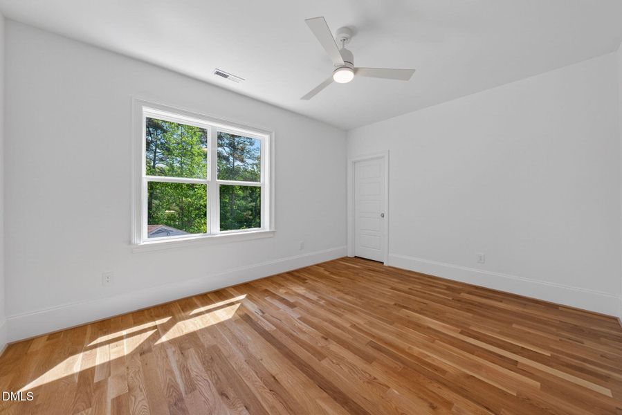 55-web-or-mls-402 Willow St - 55