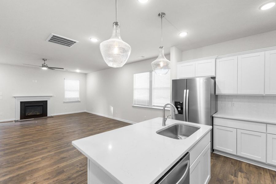 Furnished interior view inside a new home in Hitchcock Preserve, Aiken (Image 5).