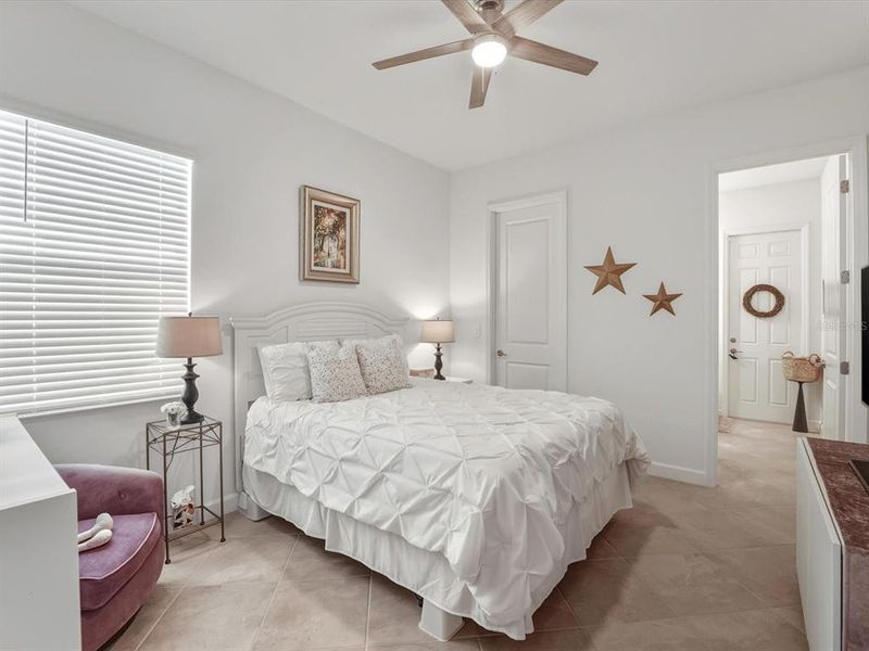 Furnished interior view inside a new home in , Englewood (Image 10).