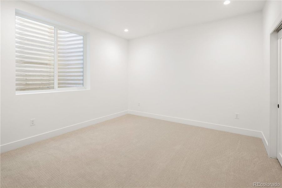 Spacious, unfurnished interior of a new home in , Denver (Image 23).