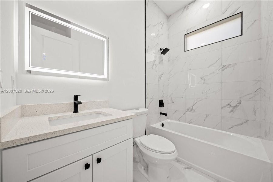 Furnished interior view inside a new home in , Lehigh Acres (Image 11).