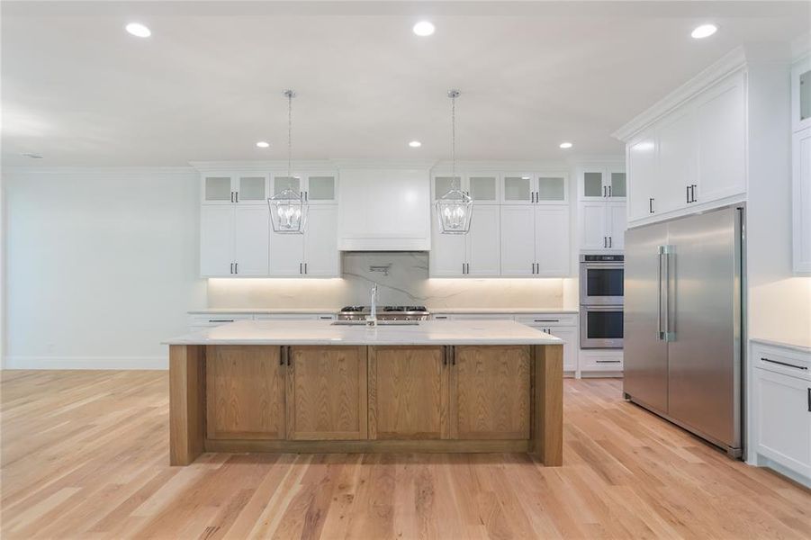 Furnished interior view inside a new home in , Richardson (Image 8).