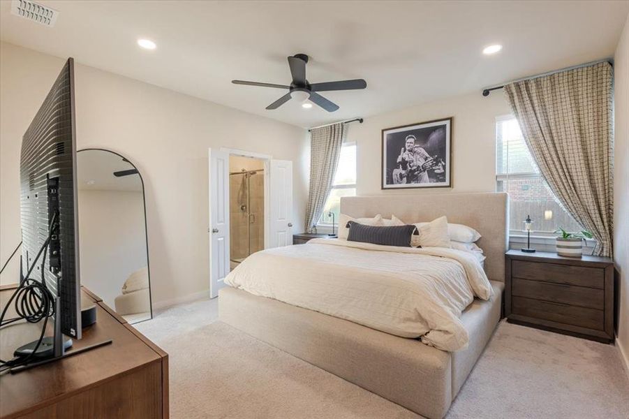 Furnished interior view inside a new home in Azle Grove, Azle (Image 17).