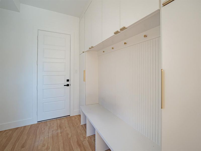 Spacious, unfurnished interior of a new home in , Dallas (Image 19).