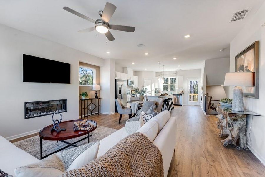 Furnished interior view inside a new home in Hampton Trace, Marietta (Image 18).